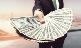 青年金卡额度升级：黑色金卡尊享更高权限